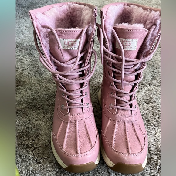 UGG Shoes - UGG BOOTS